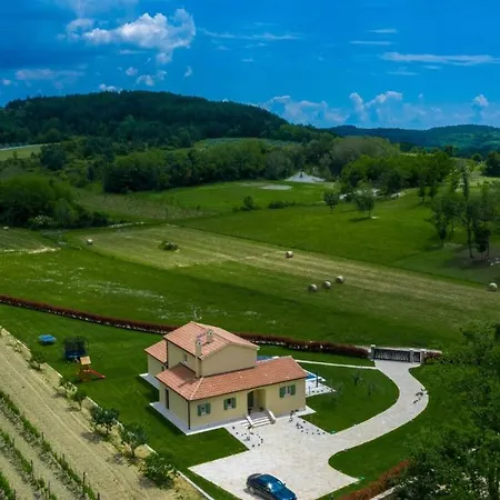 Villa Arcadia Karojba