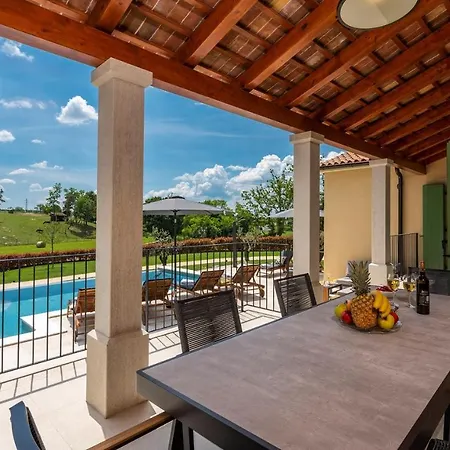 Villa Arcadia فيلة